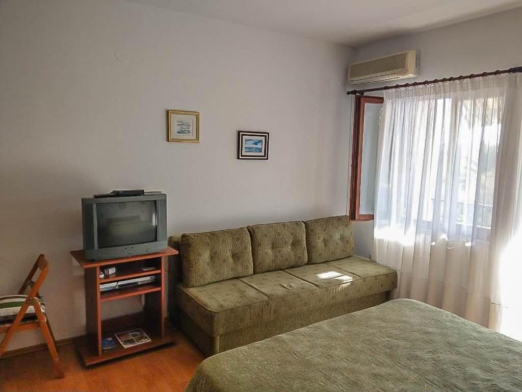 Apartman Melis Apartman Podgora Kültér fotó